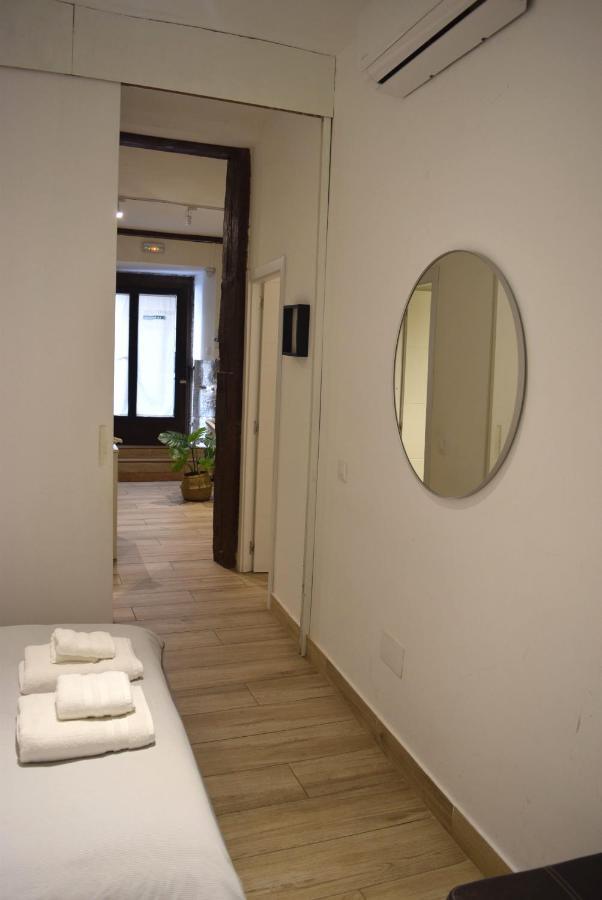 Opera-suites Luxury La Boheme, In The Very Center Of Madrid. Apartamento Madri